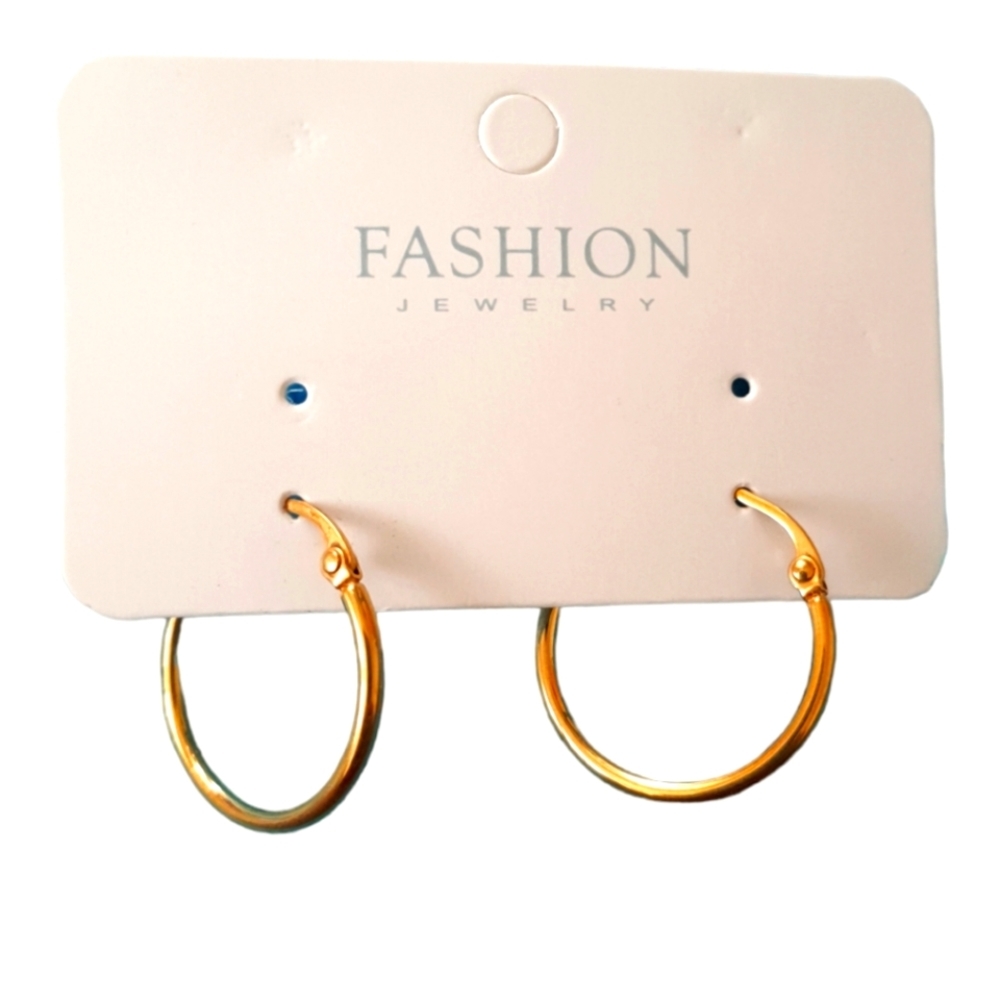 SIMPLE gold hoops
